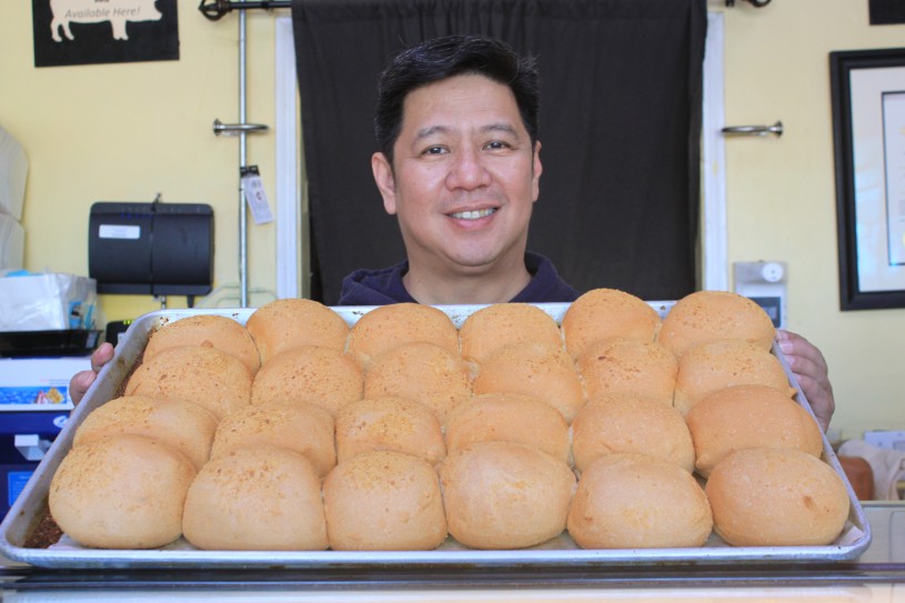 Aunty Dee's Pan de Manila